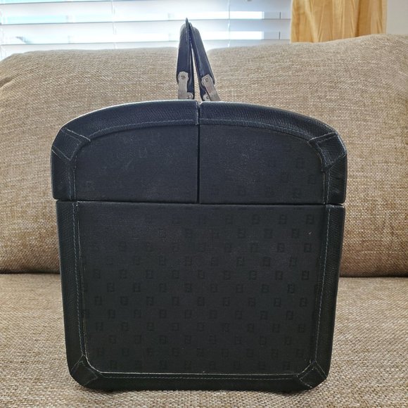 Black Authentic Vintage Fendi Vanity Train case - Picture 4 of 8